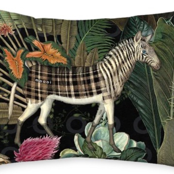 Moooi Menagerie of Extinct Animals Decorative Velvet Rectangle Pillow Cover - Picture 3 of 6